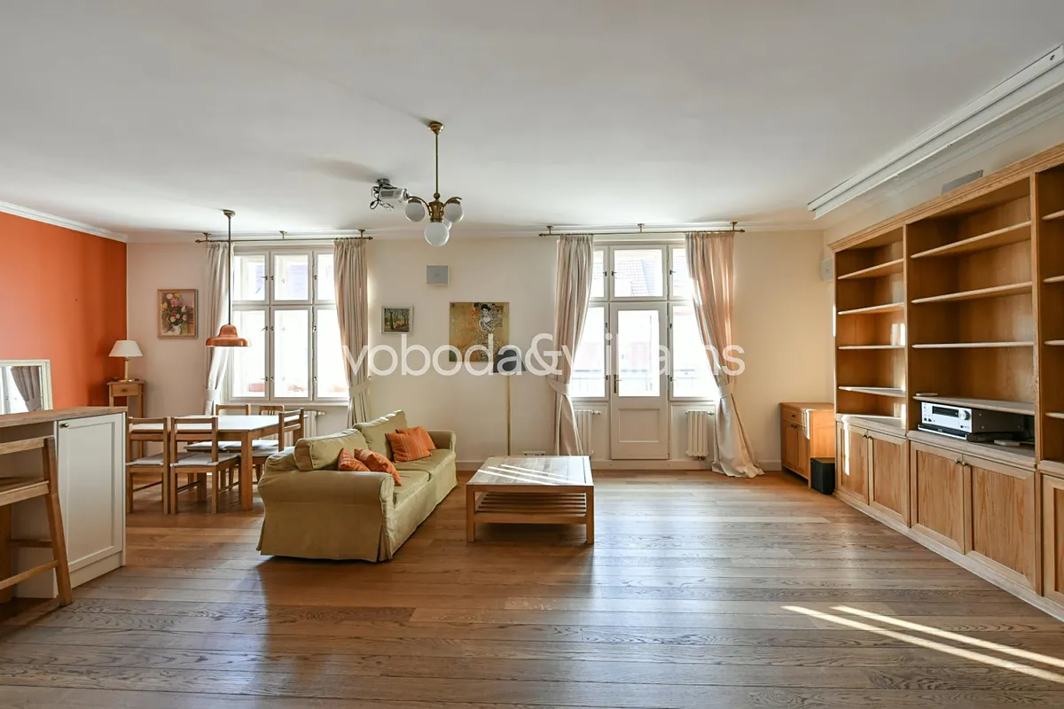 Pronájem bytu 3+kk 125 m²